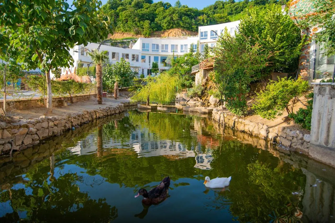Arka Art Hotel Tirana 5*,  Albania